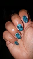 Green marble manicure